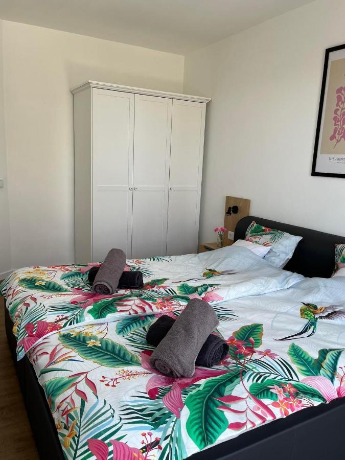 סופרון Room In The City 2 מראה חיצוני תמונה
